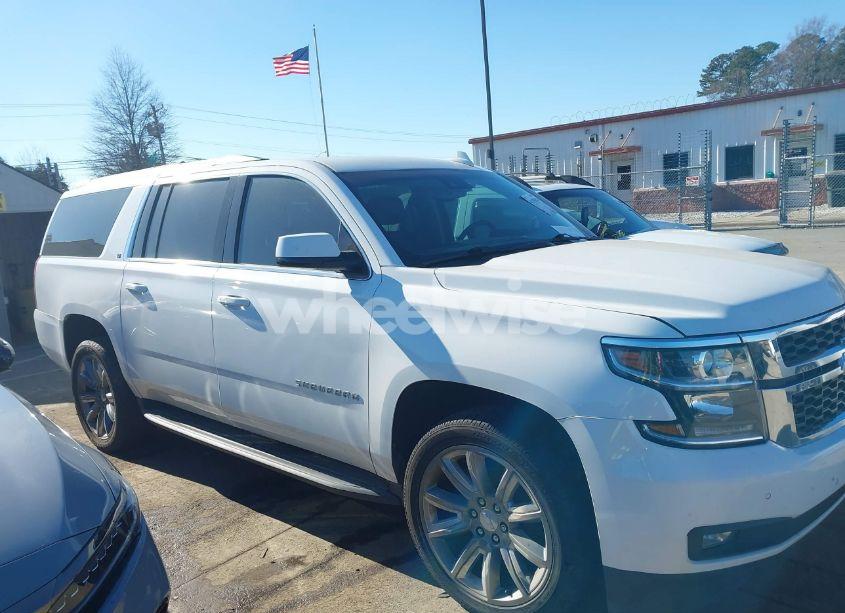 Photo 12 of 2020 Chevrolet Suburban 4WD LT (VIN 1GNSKHKC1LR202300)