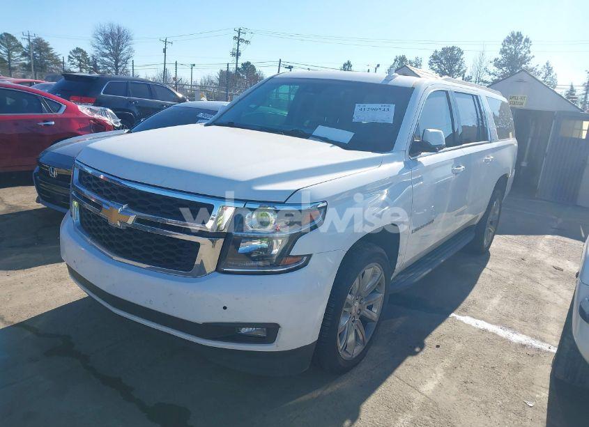 Photo 2 of 2020 Chevrolet Suburban 4WD LT (VIN 1GNSKHKC1LR202300)