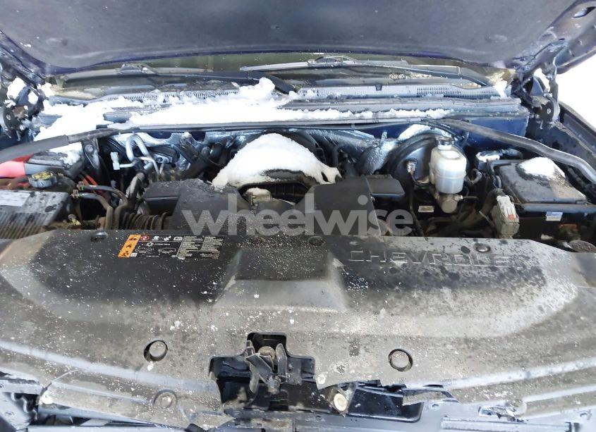 Photo 10 of 2017 Chevrolet Suburban LT (VIN 1GNSKHKC2HR392132)