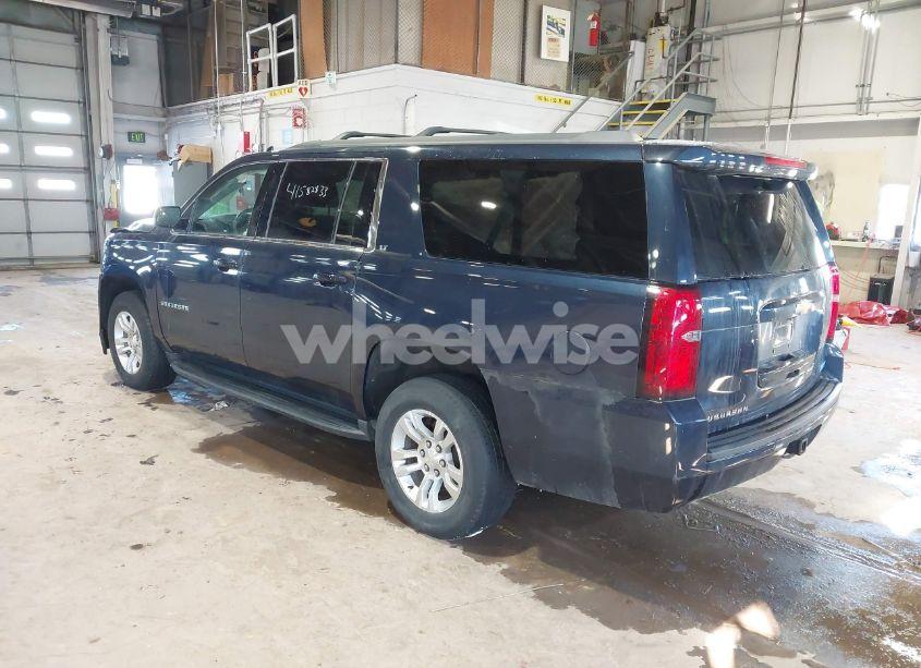 Photo 3 of 2017 Chevrolet Suburban LT (VIN 1GNSKHKC2HR392132)