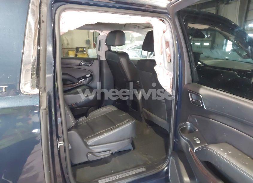 Photo 8 of 2017 Chevrolet Suburban LT (VIN 1GNSKHKC2HR392132)