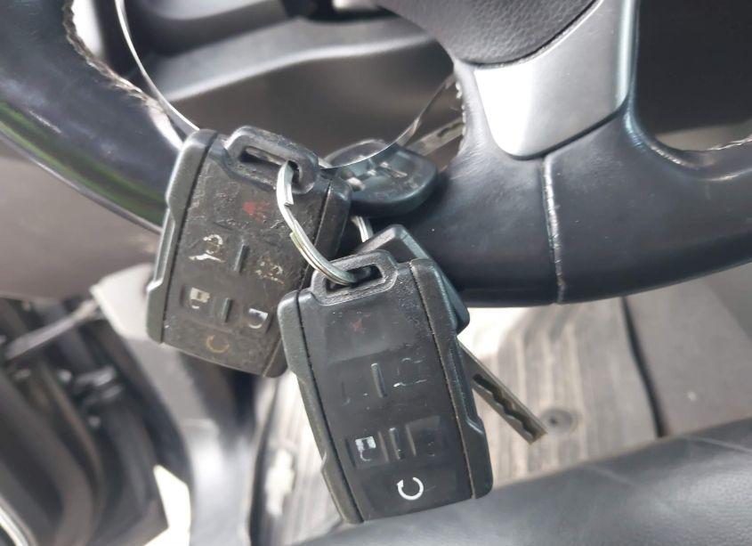 Photo 11 of 2019 Chevrolet Suburban LT (VIN 1GNSKHKC2KR207892)