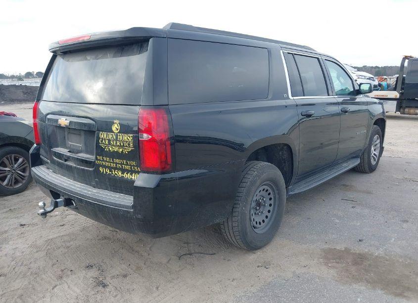 Photo 4 of 2019 Chevrolet Suburban LT (VIN 1GNSKHKC2KR207892)