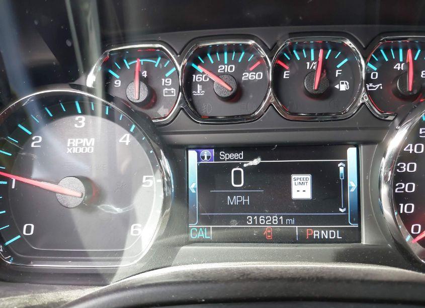 Photo 7 of 2019 Chevrolet Suburban LT (VIN 1GNSKHKC2KR207892)