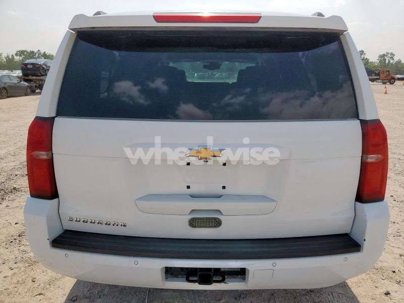 Photo 2 of 2019 CHEVROLET SUBURBAN K1500 LT (VIN 1GNSKHKC2KR346694)