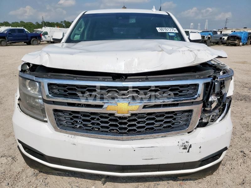 Photo 9 of 2019 CHEVROLET SUBURBAN K1500 LT (VIN 1GNSKHKC2KR346694)