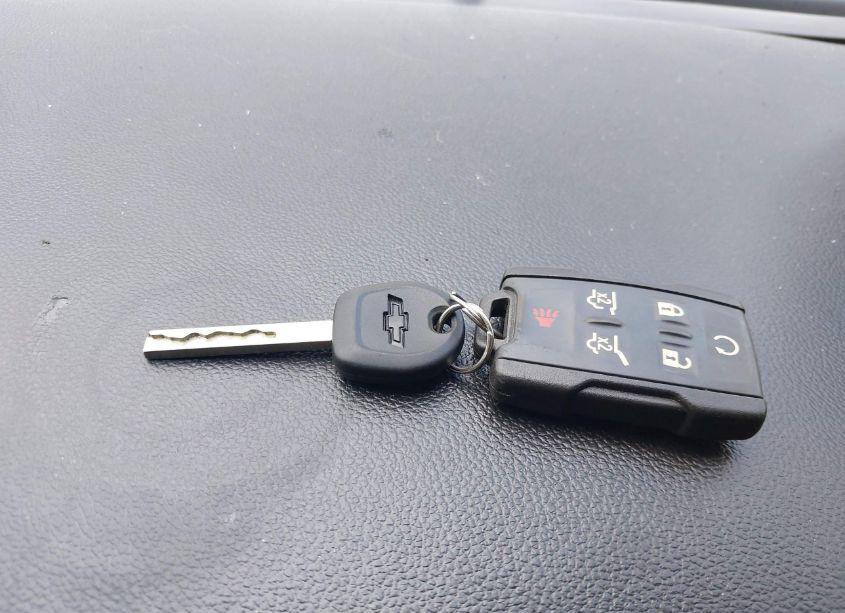 Photo 11 of 2019 Chevrolet Suburban LT (VIN 1GNSKHKC2KR404237)