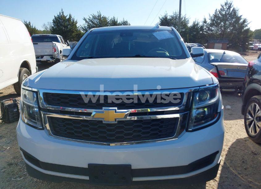 Photo 12 of 2020 Chevrolet Suburban 4WD LT (VIN 1GNSKHKC2LR112606)