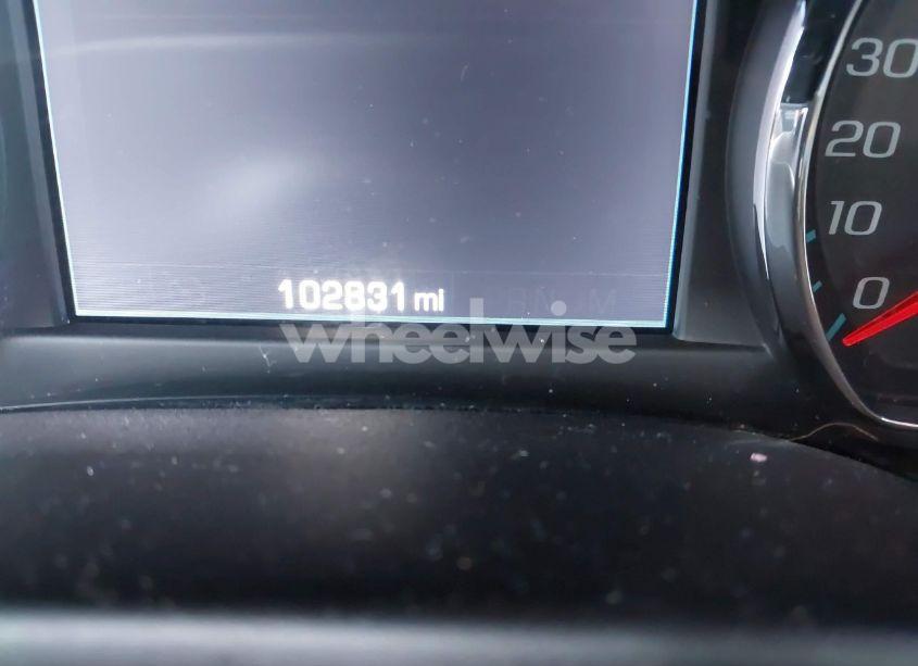 Photo 14 of 2016 Chevrolet Suburban LT (VIN 1GNSKHKC3GR152389)