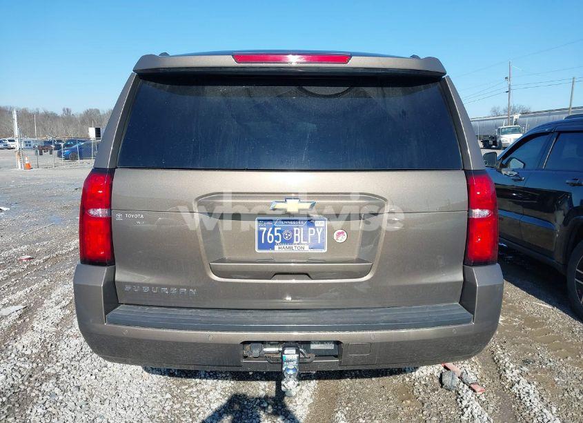 Photo 15 of 2016 Chevrolet Suburban LT (VIN 1GNSKHKC3GR152389)