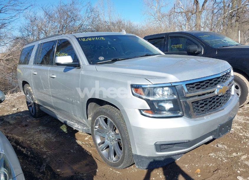 Photo 17 of 2017 Chevrolet Suburban LT (VIN 1GNSKHKC3HR162406)