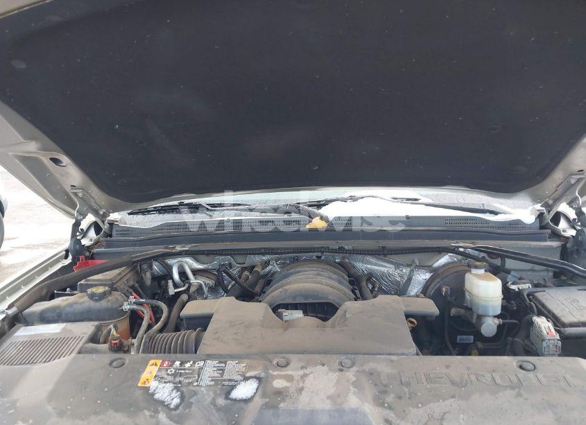 Photo 10 of 2017 Chevrolet Suburban LT (VIN 1GNSKHKC3HR334076)