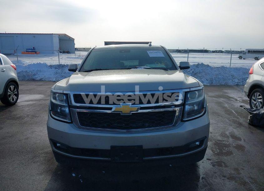 Photo 11 of 2017 Chevrolet Suburban LT (VIN 1GNSKHKC3HR334076)