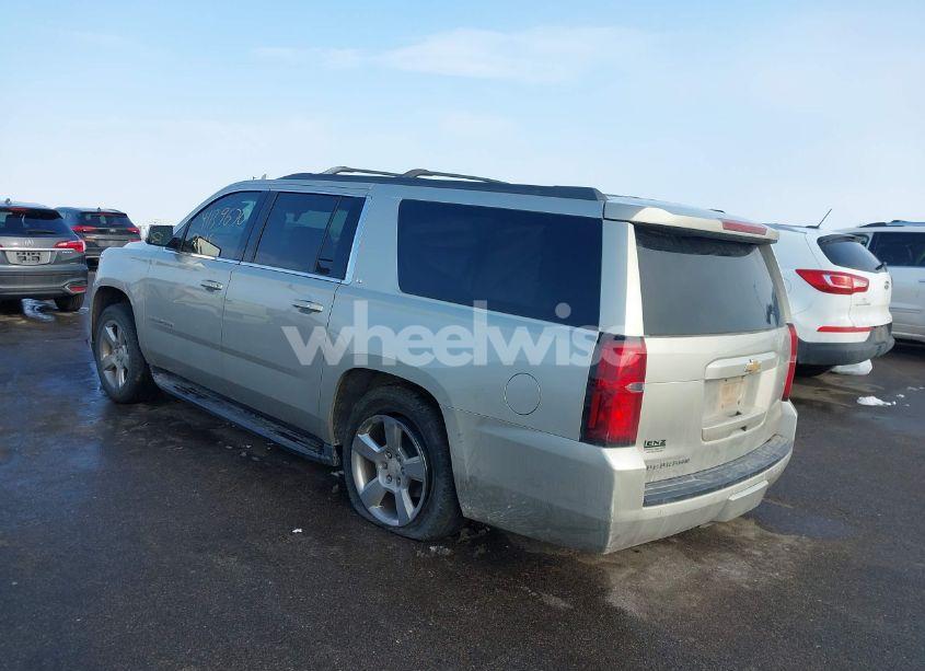 Photo 3 of 2017 Chevrolet Suburban LT (VIN 1GNSKHKC3HR334076)