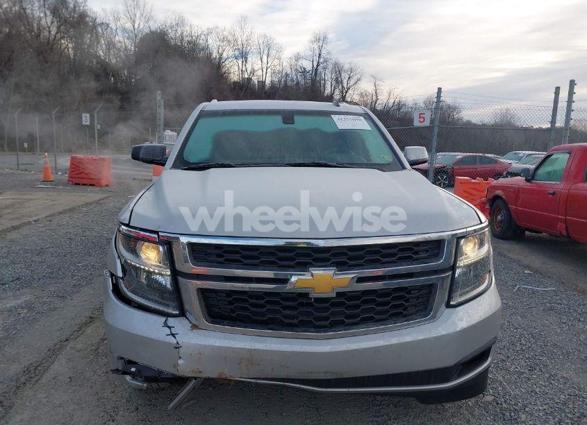 Photo 12 of 2015 Chevrolet Suburban 1500 LS (VIN 1GNSKHKC4FR288030)