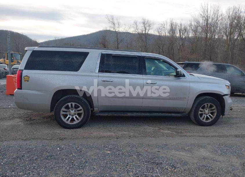 Photo 13 of 2015 Chevrolet Suburban 1500 LS (VIN 1GNSKHKC4FR288030)