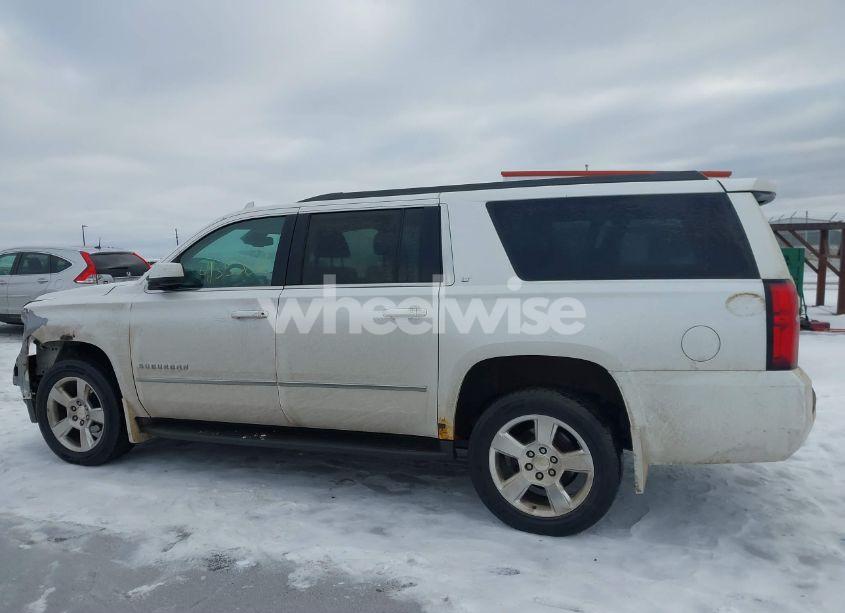 Photo 14 of 2016 Chevrolet Suburban LT (VIN 1GNSKHKC4GR204838)