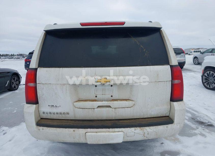 Photo 16 of 2016 Chevrolet Suburban LT (VIN 1GNSKHKC4GR204838)