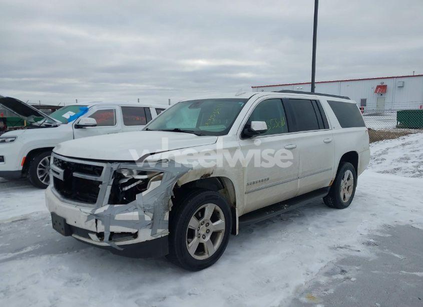 Photo 2 of 2016 Chevrolet Suburban LT (VIN 1GNSKHKC4GR204838)