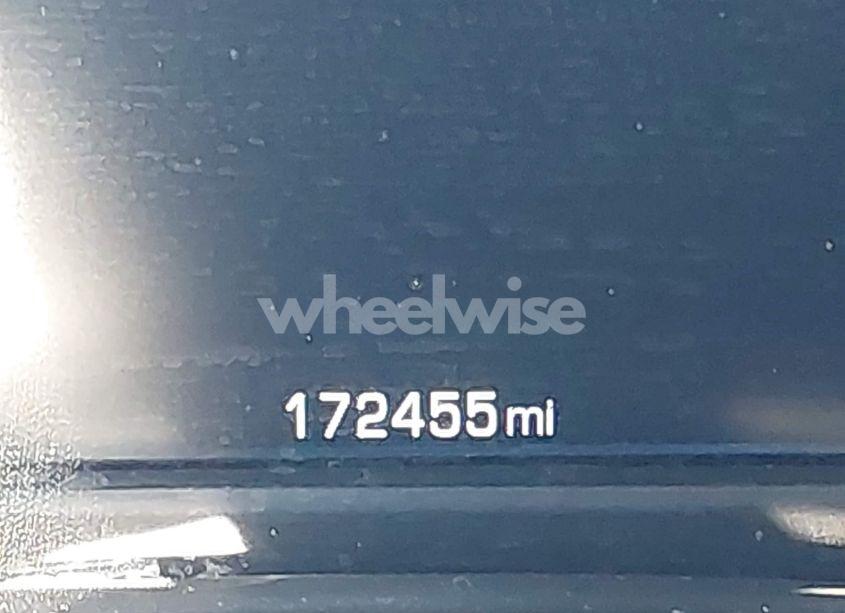 Photo 15 of 2016 Chevrolet Suburban LT (VIN 1GNSKHKC4GR248452)