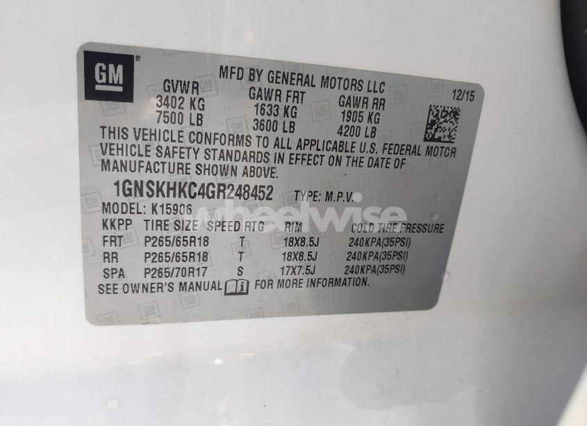 Photo 9 of 2016 Chevrolet Suburban LT (VIN 1GNSKHKC4GR248452)