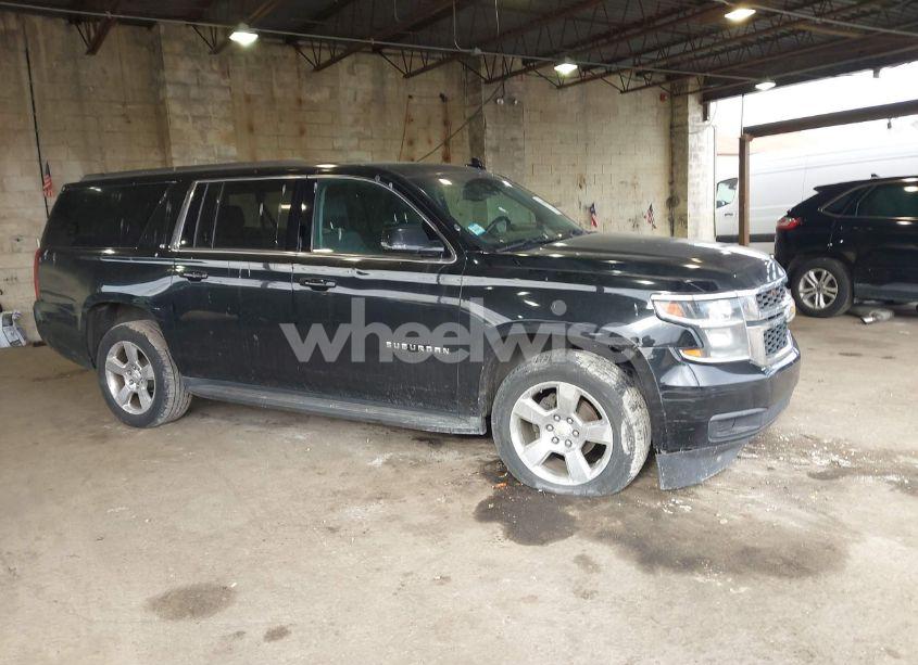 2016 Chevrolet Suburban LT (VIN 1GNSKHKC4GR260035) main photo