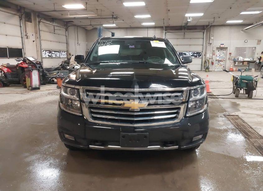 Photo 12 of 2017 Chevrolet Suburban LT (VIN 1GNSKHKC4HR247982)