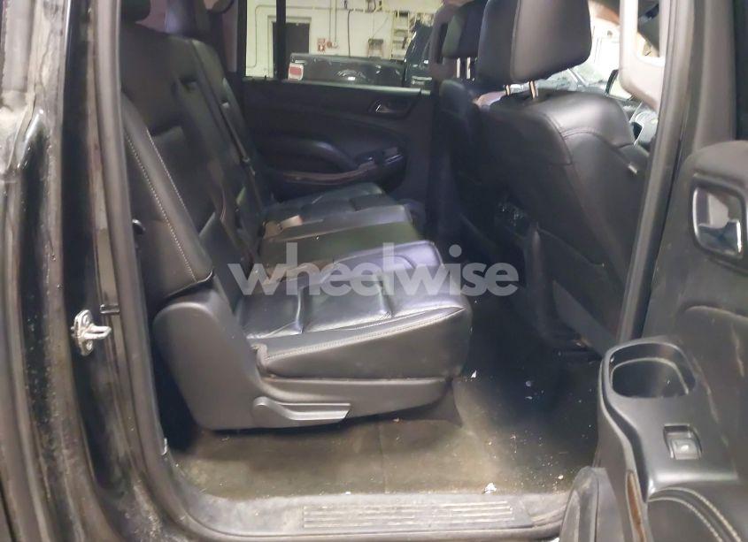 Photo 8 of 2017 Chevrolet Suburban LT (VIN 1GNSKHKC4HR247982)