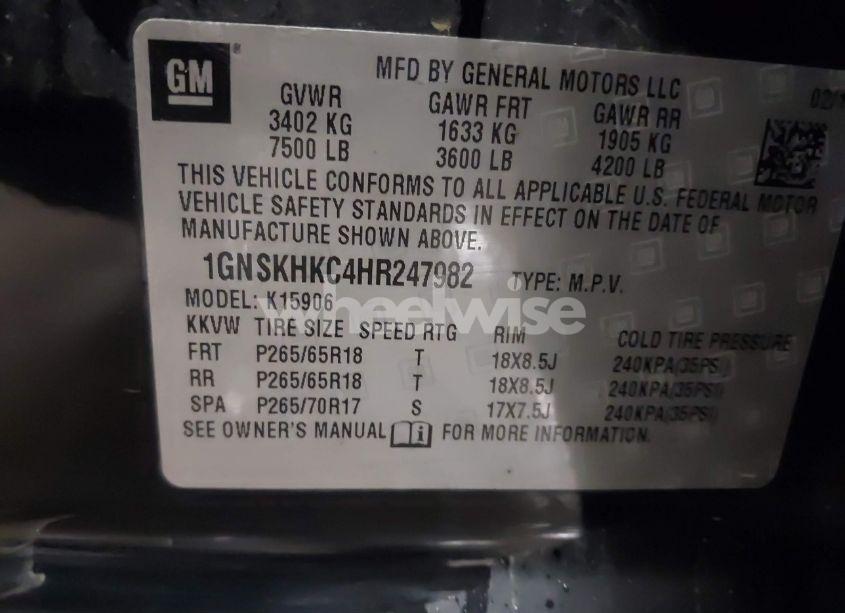 Photo 9 of 2017 Chevrolet Suburban LT (VIN 1GNSKHKC4HR247982)