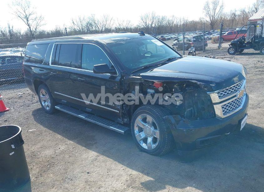 2018 Chevrolet Suburban LT (VIN 1GNSKHKC4JR172285) main photo
