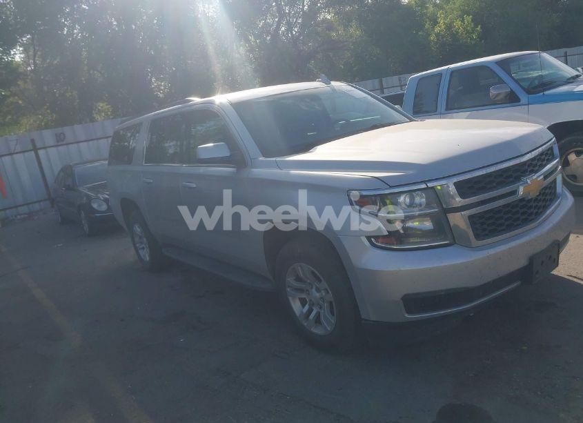 2016 Chevrolet Suburban LT (VIN 1GNSKHKC5GR281539) main photo