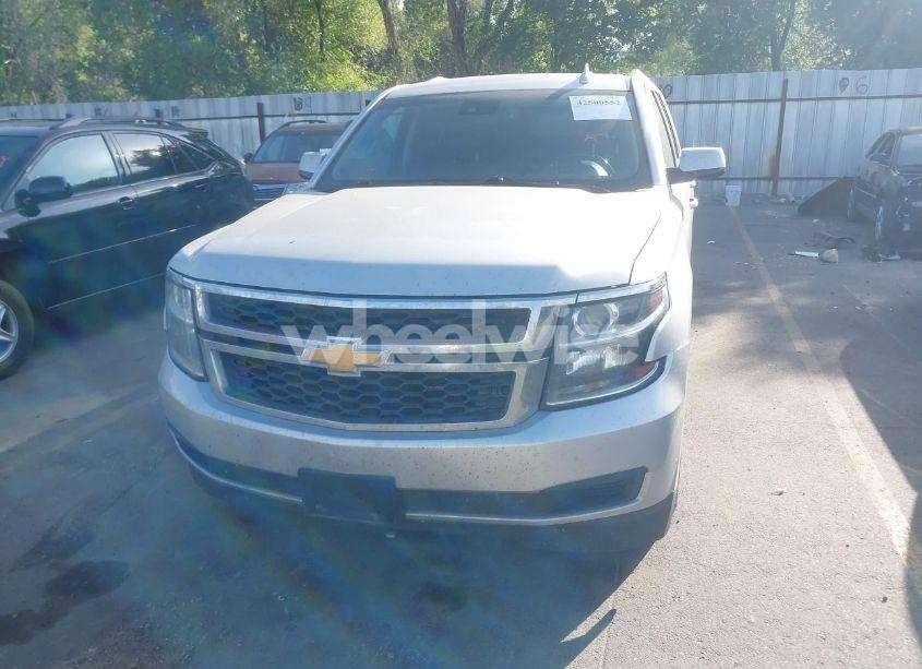 Photo 6 of 2016 Chevrolet Suburban LT (VIN 1GNSKHKC5GR281539)