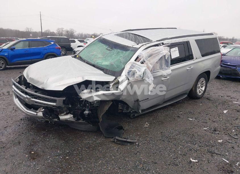 Photo 2 of 2016 Chevrolet Suburban LT (VIN 1GNSKHKC5GR346521)