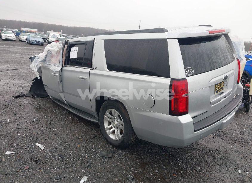 Photo 3 of 2016 Chevrolet Suburban LT (VIN 1GNSKHKC5GR346521)