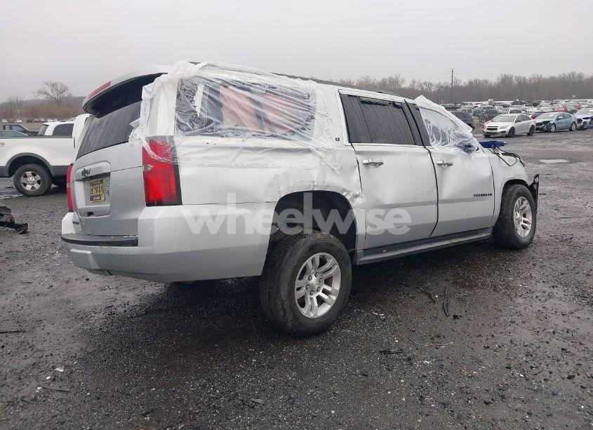 Photo 4 of 2016 Chevrolet Suburban LT (VIN 1GNSKHKC5GR346521)