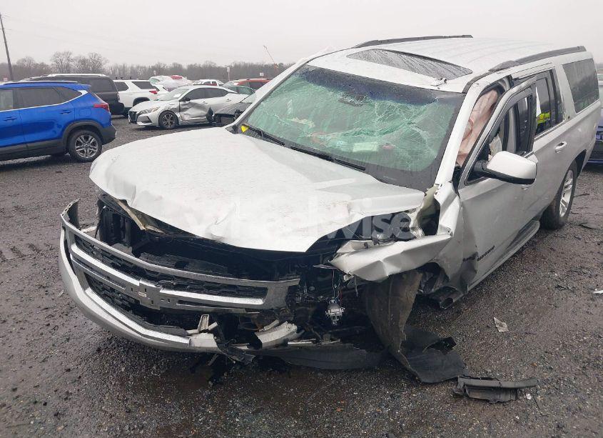 Photo 6 of 2016 Chevrolet Suburban LT (VIN 1GNSKHKC5GR346521)