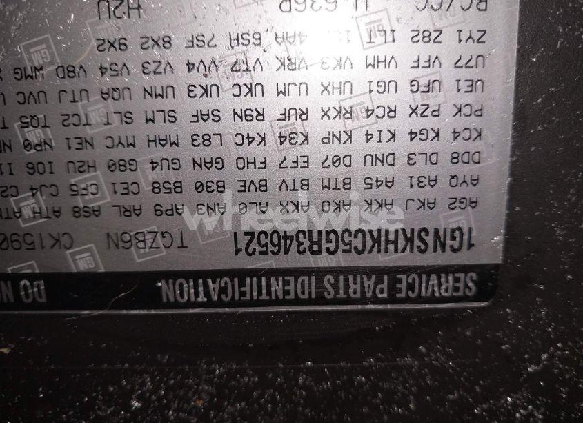 Photo 9 of 2016 Chevrolet Suburban LT (VIN 1GNSKHKC5GR346521)