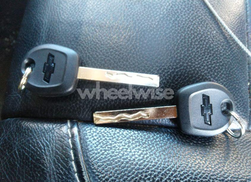 Photo 11 of 2017 Chevrolet Suburban LT (VIN 1GNSKHKC5HR132114)