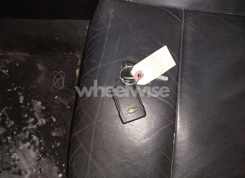 Photo 11 of 2017 Chevrolet Suburban LT (VIN 1GNSKHKC5HR318252)