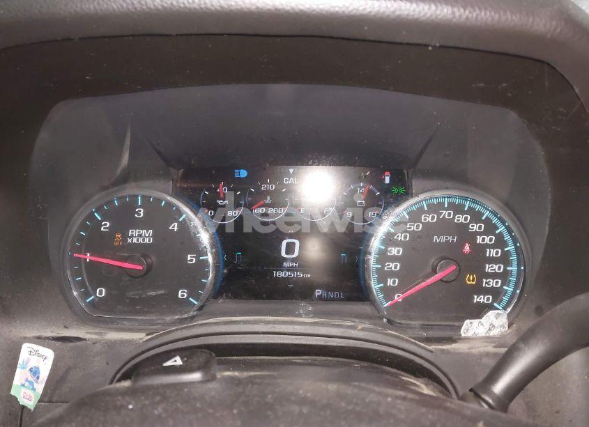 Photo 7 of 2017 Chevrolet Suburban LT (VIN 1GNSKHKC5HR318252)