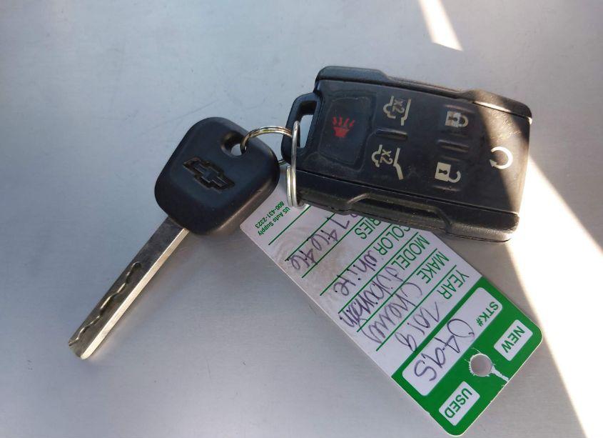 Photo 11 of 2018 Chevrolet Suburban LT (VIN 1GNSKHKC5JR274646)