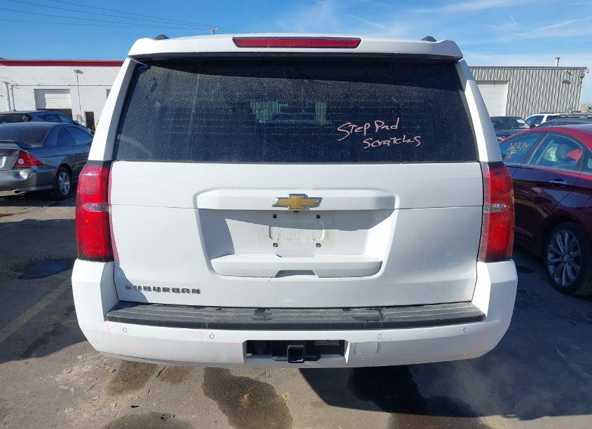 Photo 16 of 2018 Chevrolet Suburban LT (VIN 1GNSKHKC5JR274646)
