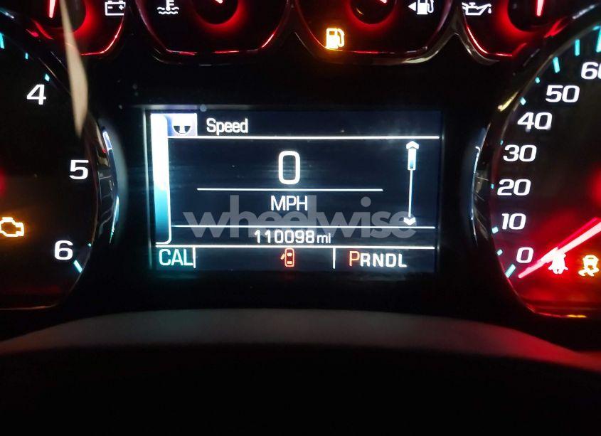 Photo 7 of 2018 Chevrolet Suburban LT (VIN 1GNSKHKC5JR403663)