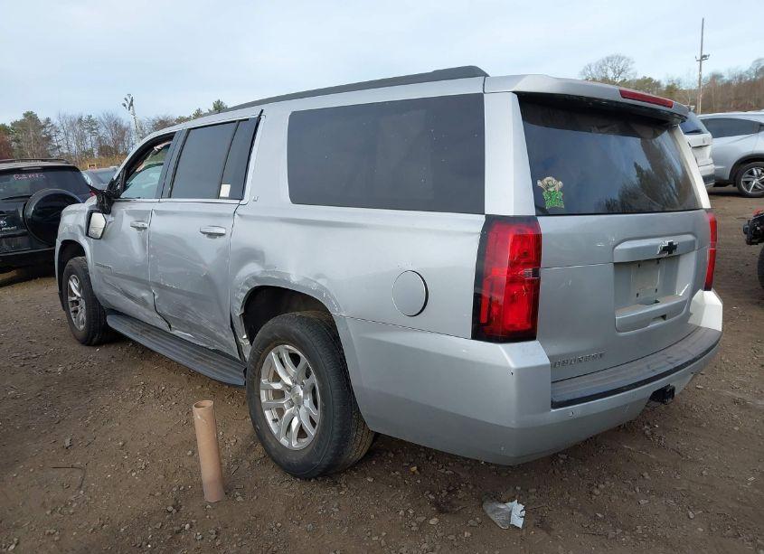 Photo 3 of 2019 Chevrolet Suburban LT (VIN 1GNSKHKC5KR131777)