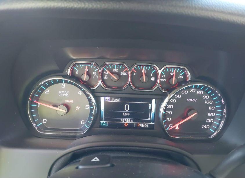 Photo 7 of 2019 Chevrolet Suburban LT (VIN 1GNSKHKC5KR388146)