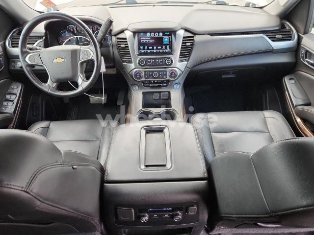 Photo 6 of 2020 CHEVROLET SUBURBAN K1500 LT (VIN 1GNSKHKC5LR166157)