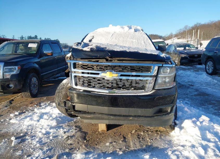 Photo 12 of 2020 Chevrolet Suburban 4WD LT (VIN 1GNSKHKC5LR304201)