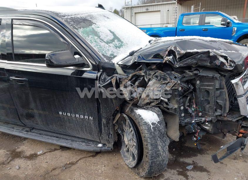 Photo 17 of 2020 Chevrolet Suburban 4WD LT (VIN 1GNSKHKC5LR304201)