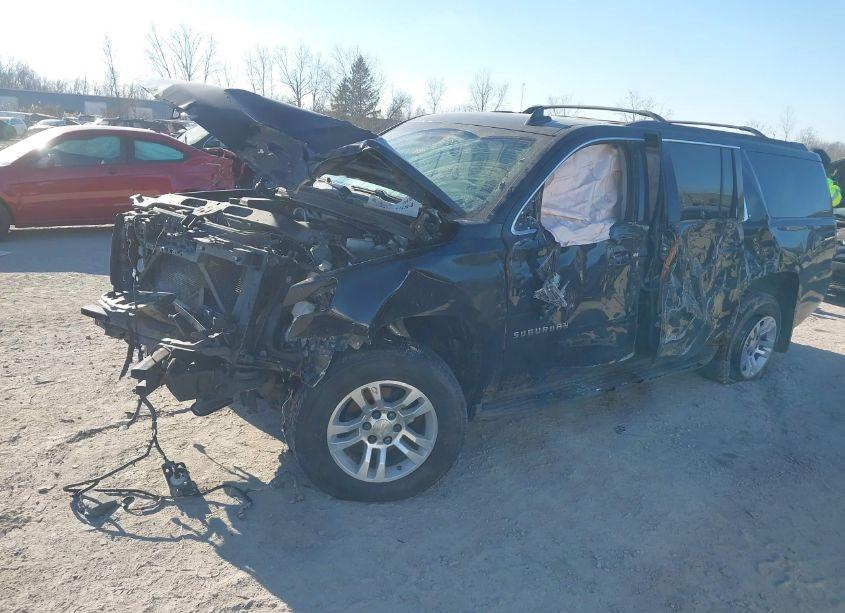 Photo 6 of 2016 Chevrolet Suburban LT (VIN 1GNSKHKC6GR283249)