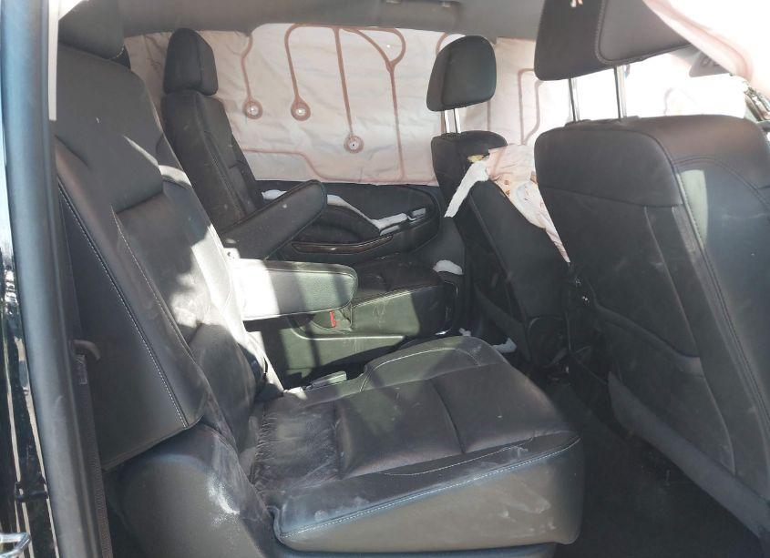 Photo 8 of 2016 Chevrolet Suburban LT (VIN 1GNSKHKC6GR283249)